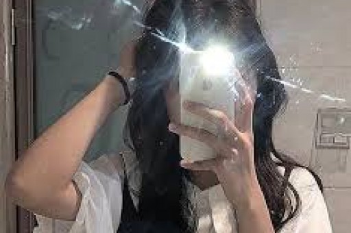 越扒越有！闫学晶风波仅3月难堪的一幕发生王红梅成众矢之的